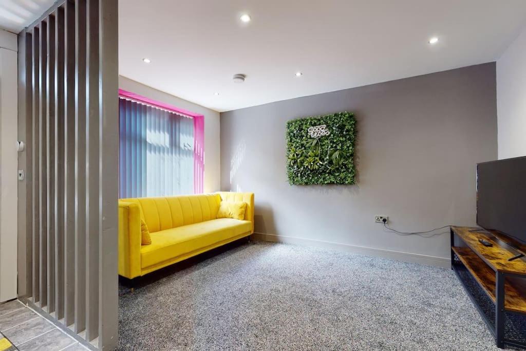 Vila Neat Retreat Graig Pontypridd Exteriér fotografie