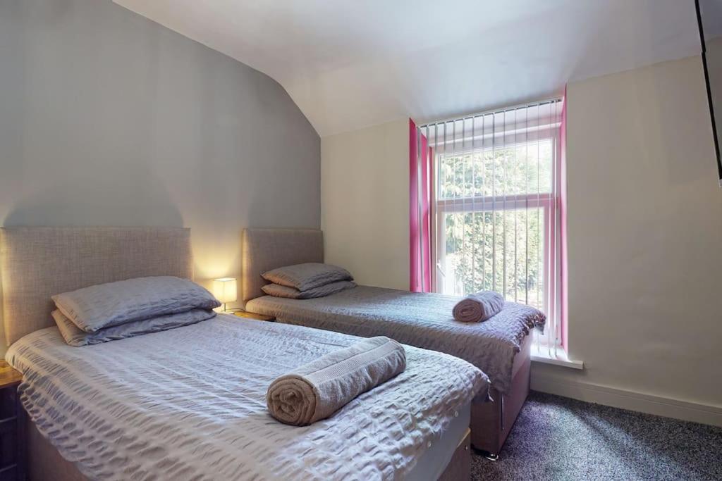Vila Neat Retreat Graig Pontypridd Exteriér fotografie